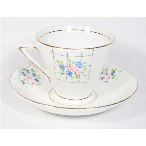 PHOENIX CHINA DAINTY BLUE AND PINK FLOWER PATTERN