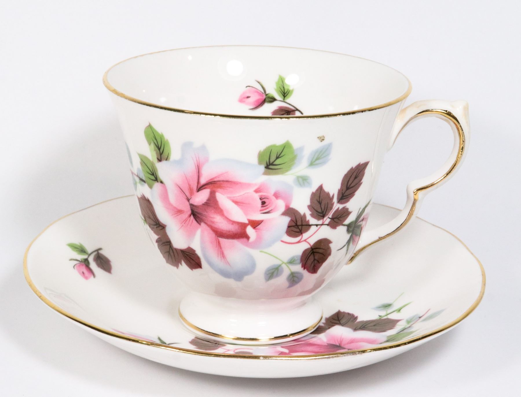 QUEEN ANNE PATTERN #8228 TEACUP AND SAUCER