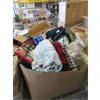 Image 1 : Skid of Assorted Amazon Overstock Goods