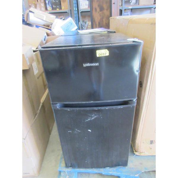 New Upstreman 3.2 Cubic Ft. Refrigerator