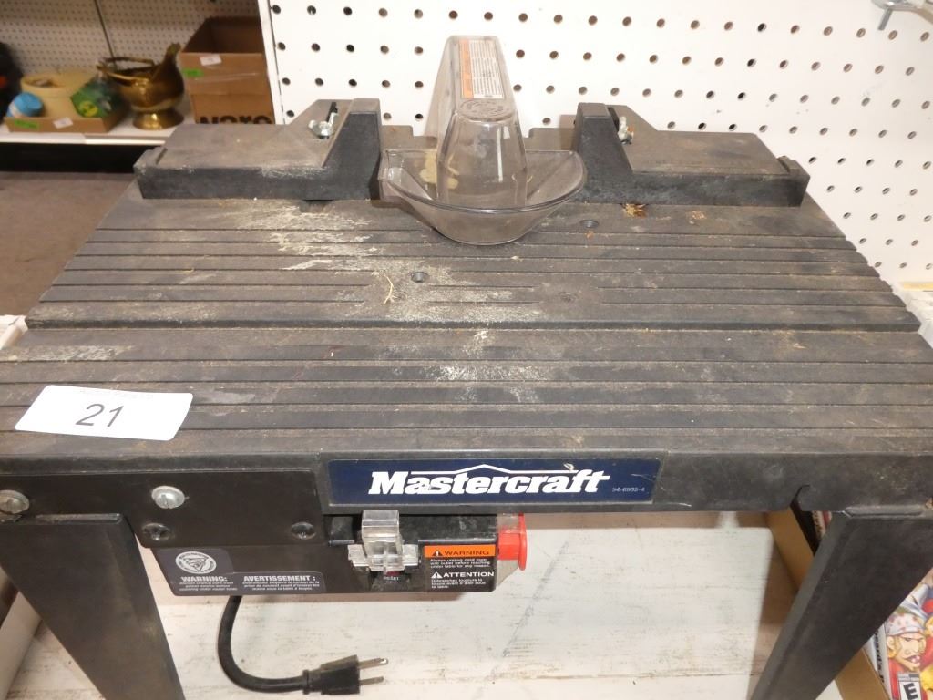Mastercraft router table & Router works