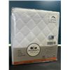 Image 1 : Lot of 1 Waterproof Crib Sheet/Quilted Pad Cover