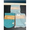 Image 1 : Lot of 3 Multi-Packs of Organic Infinity Bibs - 3pc per pack