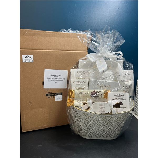 Lot of 1 Godiva Chocolatier Premium Gift Basket Set