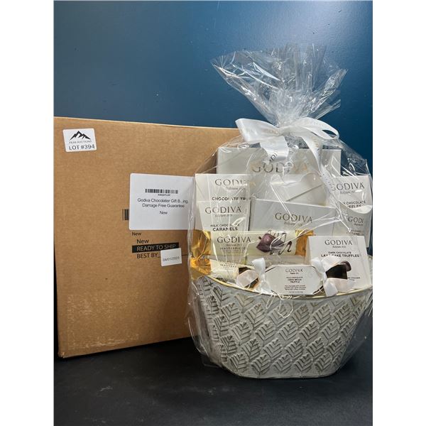 Lot of 1 Godiva Chocolatier Premium Gift Basket Set