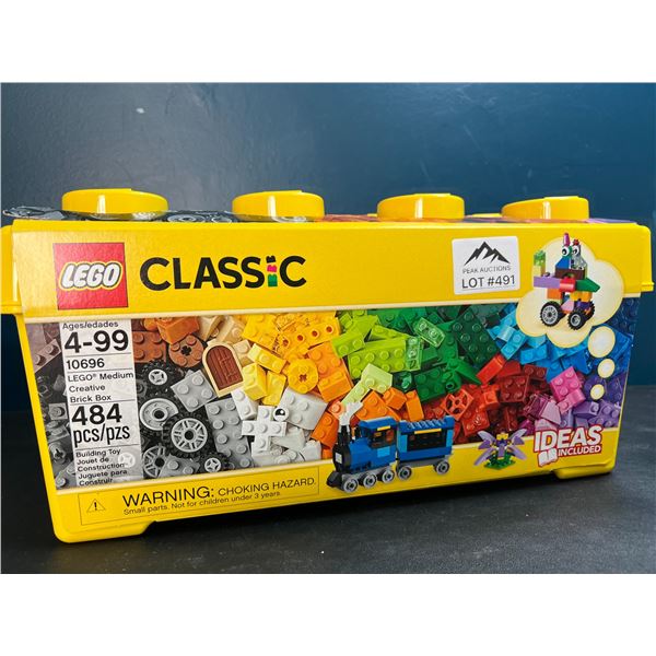 Lot of 1 LEGO Classic Building Toy Set - 484 PCS