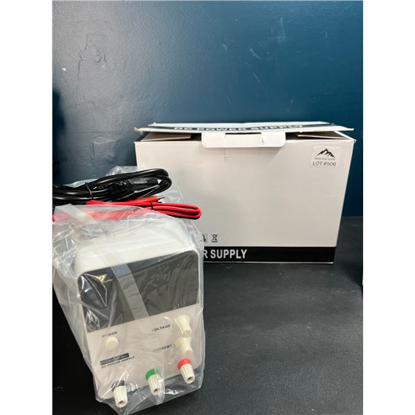 Lot of 1 DC Power Supply