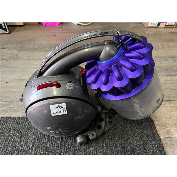 Lot of 1 Dyson Ball Vacuum (*Used)