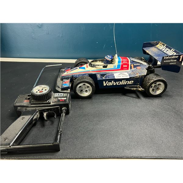 Lot of 1 Valvoline RC Car (*Used)