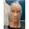 Image 2 : Lot of 1 Mannequin Head