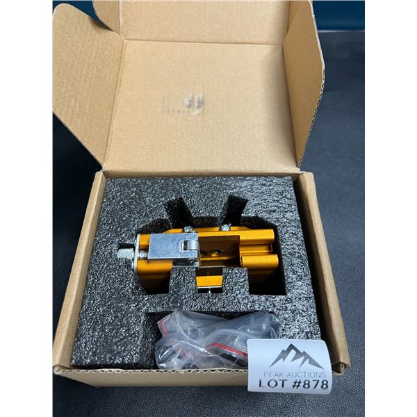 Lot of 1 Chainsaw Sharpening Jig