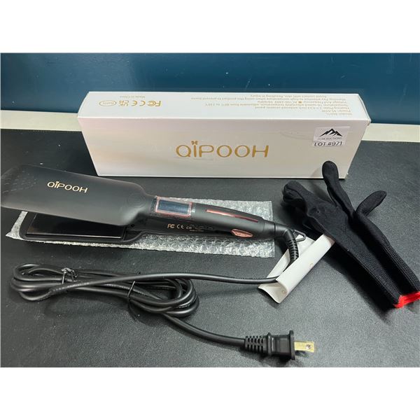 Lot of 1 Flat Iron/Hair Straightener w/ Heat Proof Glove