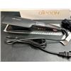 Image 2 : Lot of 1 Flat Iron/Hair Straightener w/ Heat Proof Glove