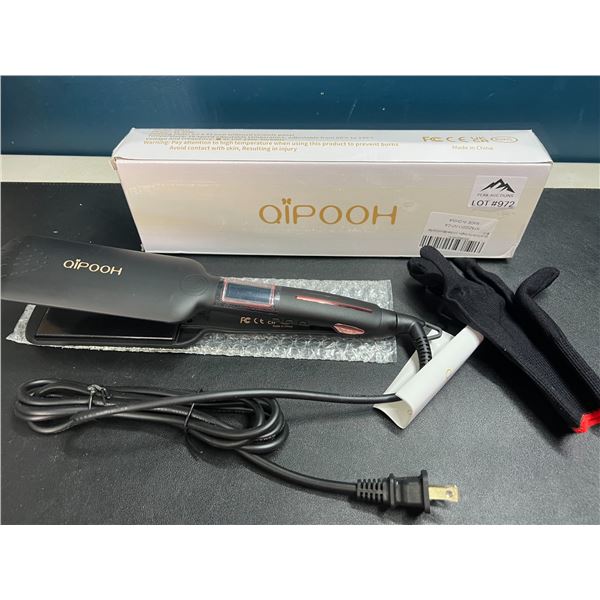 Lot of 1 Flat Iron/Hair Straightener w/ Heat Proof Glove