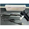 Image 1 : Lot of 1 Flat Iron/Hair Straightener w/ Heat Proof Glove