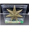 Image 1 : Holiday Lighted Star Tree Topper