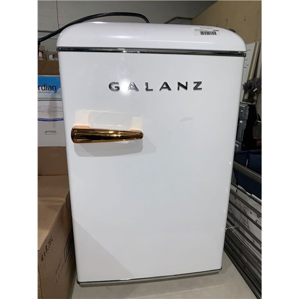 Galanz Retro Bar Fridge White & Gold