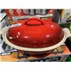 Image 2 : Le Creuset Casserole Dish with lid