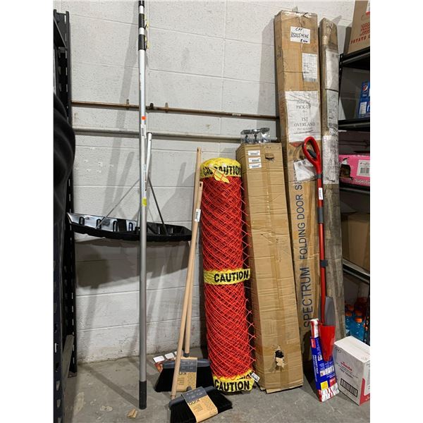 Titan Extendable Snow Rake