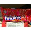 Image 2 : Twizzlers Pull & Peel - Cherry 12x396g