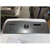 Image 2 : Samsung Moisture Sensor Laundry Dryer