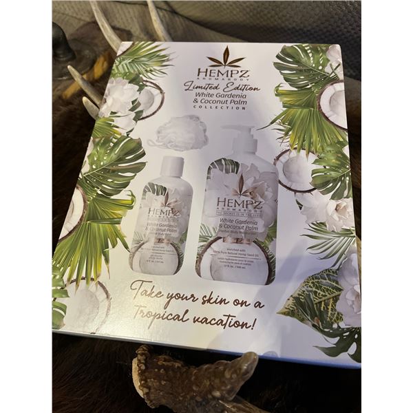 Hempz Aromabody White Gardenia & Coconut Palm Herbal Body Wash / Moisturizer Collection