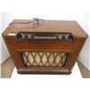 Image 2 : *Electrohome Stereo/Record Player (33x16 Powers up)