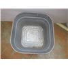 Image 2 : HSW Square Tub (18 1/2" x 18 1/2")