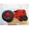 Image 3 : Tin Farm Tractor (6.5" Long)