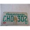 Image 2 : (2) 1987 Saskatchewan License Plates