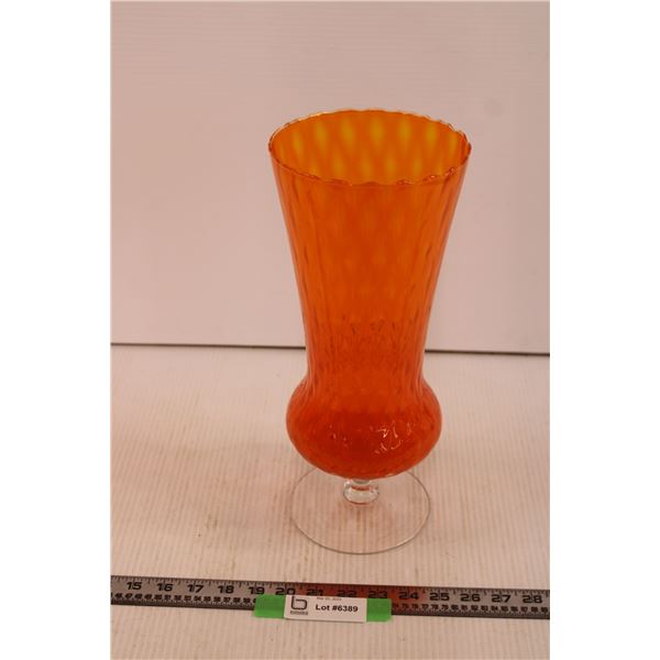 14  Pedestal Vase