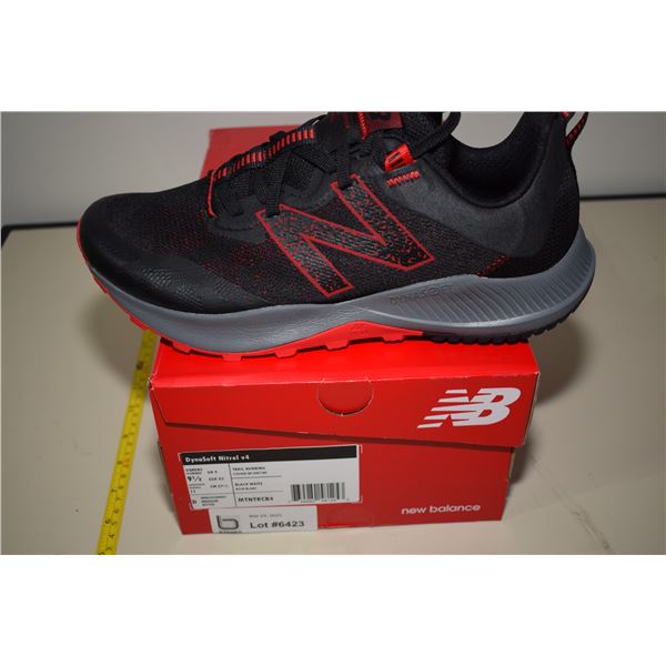 New NewBalance Trail Running Shoe (Size 9.5)