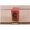 Image 1 : Pink Mini Refrigerator