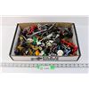 Image 1 : Lego Bionicle Pieces - 2.25 LBS