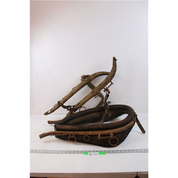 Horse Collar with Hames and Wooden Harness