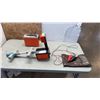 Image 1 : METROTECH MODEL 810 HIGH FREQUENCY PIPE AND CABLE LOCATOR WORKING