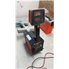 Image 9 : METROTECH MODEL 810 HIGH FREQUENCY PIPE AND CABLE LOCATOR WORKING