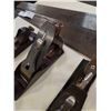 Image 8 : 2 STANLEY PLANES AND OTHER WOOD PLANE AND 2 HAND SAWS