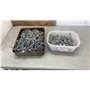 Image 1 : 2 TRAYS OF BOLTS 3.5"-4"