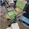 Image 4 : BUNGEE CHAIR WITH STORAGE STEP STOOL