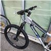 Image 4 : GREY BRODIE BIKE