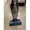 Image 3 : EUREKA RAPIDO CORDLESS VACUUM WITH DOCKING CHARGER TESTED AND WORKING