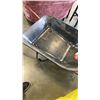 Image 4 : JOBMATE WHEELBARROW