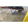 Image 5 : JOBMATE WHEELBARROW