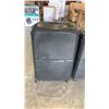 Image 3 : 2 PIECE SAMSONITE MAGNUM ECO MEDIUM AND LARGE BLACK LUGGAGE - RETAIL $723 - ONE CLIP BROKEN ON MEDIU