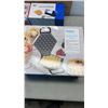 Image 3 : HEART WAFFLE MAKER, BUBBLE WAFFLE MAKER, VEGETABLE SPIRALIZER AND CAST IRON TORTILLA PRESS