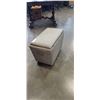 Image 3 : VINTAGE STORAGE OTTOMAN