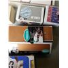 Image 3 : 8 BOXES OF SPORTS AND COLLECTOR CARDS