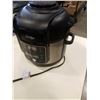 Image 2 : NINIJA FOODI 10 IN 1 8 QT PRESSURE COOKER TESTED WORKING RETAIL $300