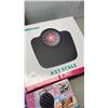 Image 5 : CUCINA PRO HEART WAFFLE MAKER, WAFFLE WOW BUBBLE WAFFLE MAKER, ICO CAST IRON TORTILLA PRESS AND ADAM